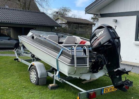 SIMSSuper 15 fod, Mercury 50 hk, trailer, tilbehør