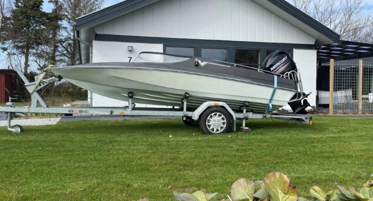 SIMSSuper 15 fod, Mercury 50 hk, trailer, tilbehør