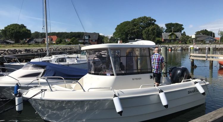 Smartliner Fisher 19, 2016