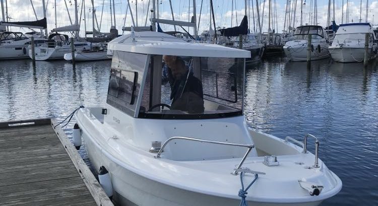 Smartliner Fisher 19, 2016