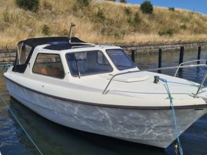Crescent 635 med kraftig motor