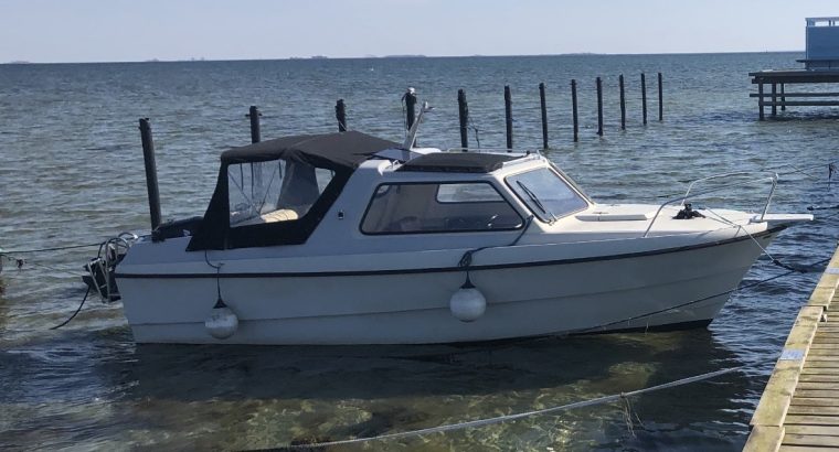 Crescent 635 med kraftig motor