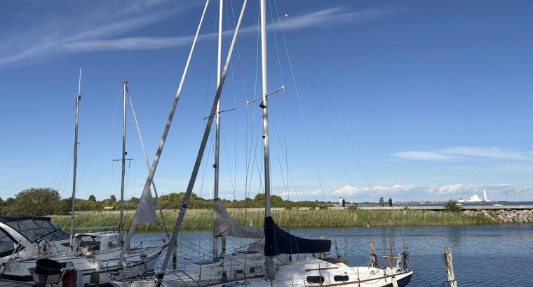 Grace 30 sejlbåd sælges ligger i Vallensbæk havn